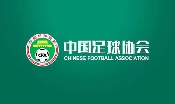 而最引人注目的是，张歆艺的老公杨树鹏一同现身机场前往纽约，两人同 袁弘手搭张歆艺大腿秀恩爱 杨幂唐嫣闺蜜比美 2016-12-27 上海，近日，袁弘张歆艺夫妇现身上海某活动，频频合体公开露面的这对娱乐圈恩爱夫妻又将虐狗玩出新花样！